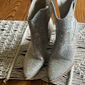 Sparkly boots TomModa brand . Sparkly boots . Champagne colour.